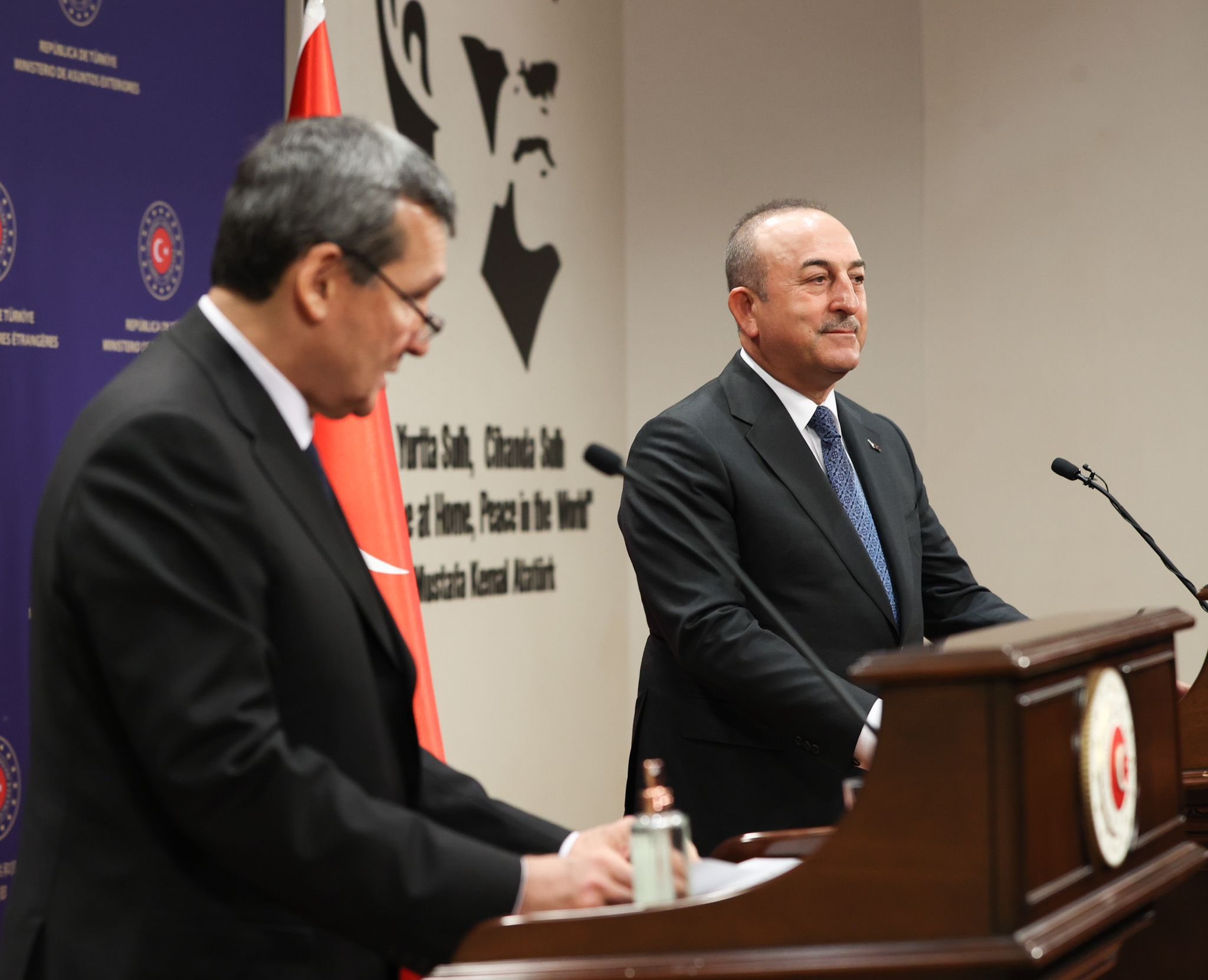 Meeting of Foreign Minister Mevlüt Çavuşoğlu with Foreign Minister ...