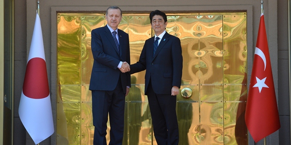 Japanese Prime Minister Abe pays an official visit to Turkey.