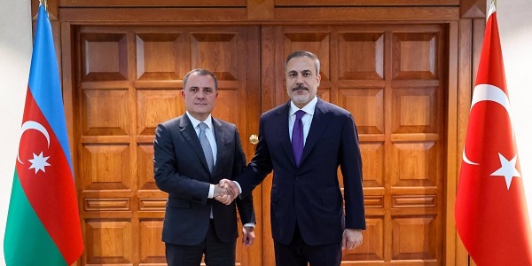 Außenminister Hakan Fidan traf den aserbaidschanischen Außenminister Jeyhun Bayramov, 27. August 2024, Ankara