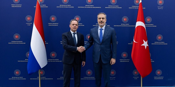 Außenminister Hakan Fidan traf mit Caspar Veldkamp, Minister für Auswärtige Angelegenheiten des Königreichs der Niederlande, zusammen, 11. März 2025, Ankara