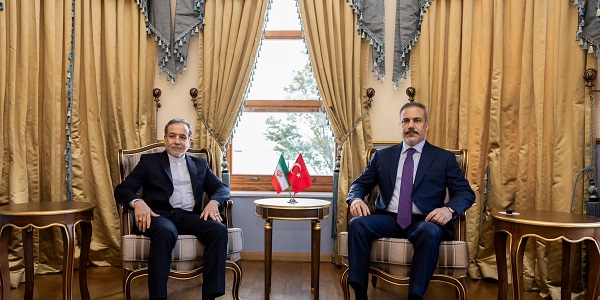 Außenminister Hakan Fidan traf mit seinem iranischen Amtskollegen Abbas Araghchi zusammen, 19. Oktober 2024, Istanbul